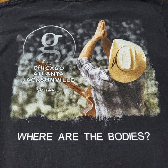 Hanes Other - Evil Garth Brooks YMH Bodies Tshirt - Medium
